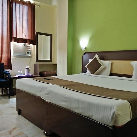Hotel Zee Агра Номер фото
