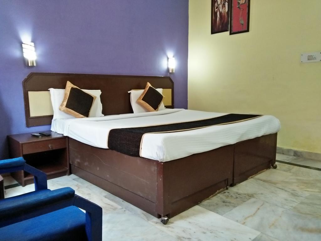 Hotel Zee Агра Екстер'єр фото